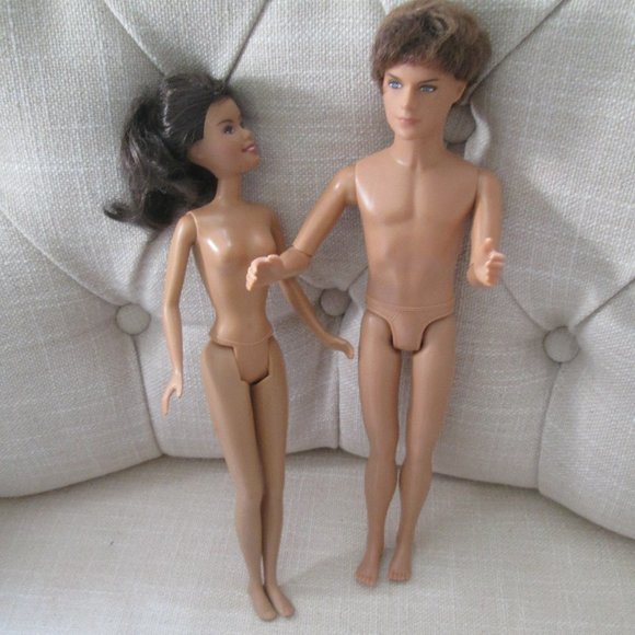 Set of 2 HIGH SCHOOL MUSICAL DOLL Gabriella 2001 & Troy 2006 Rooted Hair Mattel - Picture 6 of 6